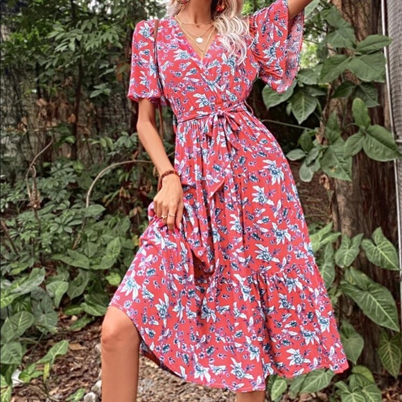 Boho floral ruffle hem belted dress - Picture 8 of 14